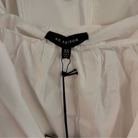 En Saison White exaggerated Ruffled  toe back puff sleeve Blouse - Picture 3 of 5